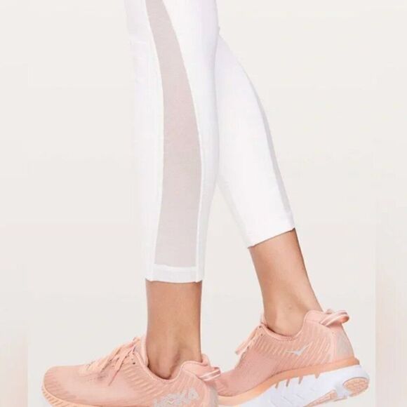 Lululemon Train Times White 7/8 length leggings with mesh accent. GUC size 6 - Picture 4 of 13